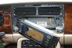 Nav flicker-xkr-nav-head-partially-out.jpg