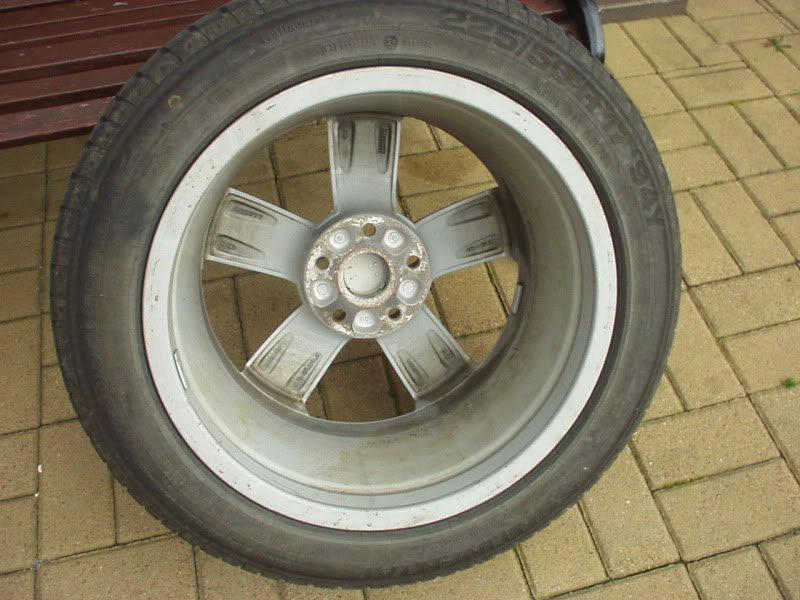Name:  reardirtywheel.jpg
Views: 642
Size:  99.1 KB