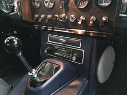 My E Type in RM Sotheby's-jag-console-radio.jpg