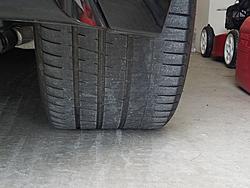Right tire worn out while left looks new-20170709_152552.jpg