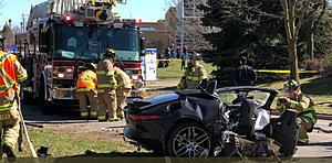 Take it easy out there ....-f-type-crash.jpg