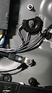 F-type weird lighting issue-ctekneg.jpg