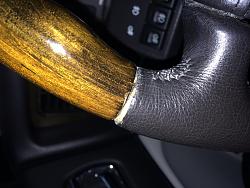 Closing gap between leather and wood on steering wheel-wheel1.jpg