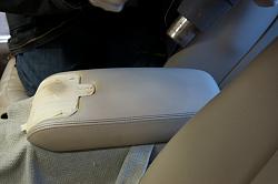 Leather Repair On XJ8 Center Console-dsc_0162.jpg