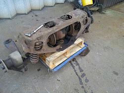 420G Restoration-back-axle-1st-copy.jpg