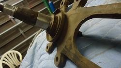 Fitting water deflectors on mk2 wirte wheel hubs-library-2926.jpg