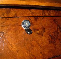 Glove box door-s-type-glovebox-pull.jpg