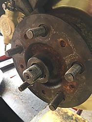 1963 MK2 rear hub removal...-hub.jpg