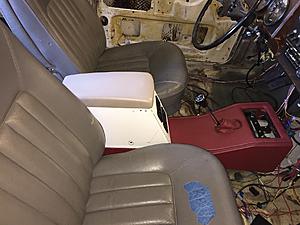 64 MK2 front seat armrest/console-console-arm-restrh-view.jpg