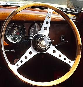 E-type wood steering wheel on a Mark 2?-screen-shot-2018-05-20-3.25.16-pm.jpg