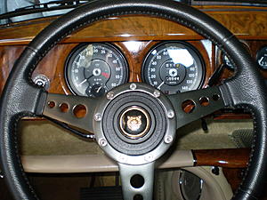 E Type steering wheel horn button adapted for mark 2-s-type-steering-wheel.jpg