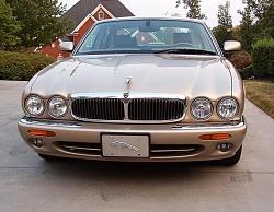 Greetings &amp; Salutations-2000_jaguar_xj8_front2.jpg
