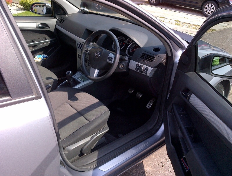 Name: astrafrontdriversdoor.jpg
Views: 56
Size: 180.5 KB