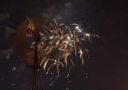 Post your best/favourite shot-dell-diamond-fireworks-03.jpg