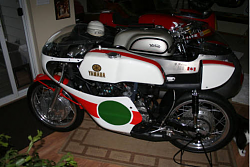 Please add nice bike pictures .-1974-yamaha-tz250a-left-side.png