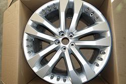 20&quot; Jaguar F Type R Tornado Silver Wheels-wheel1.jpg