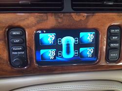 For Sale - XK8 Nav system plus +++-sat-nav-screen-tire-pressure-display.jpg