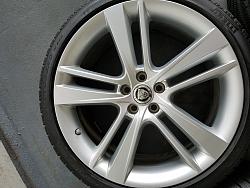 F-Type 20 inch Cyclone Rims and Winter Tires-20161009_142150.jpg