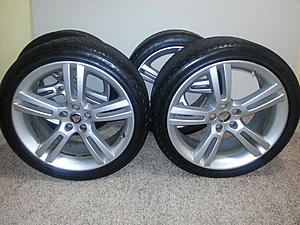 4 2008 Jaguar XK OEM Jupiter 19" Wheels-08-xkr-tire-07.jpg