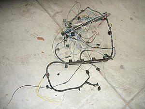 Engine Wiring Connectors  XK8 XJ8 4.0 -  FREE-p1090030.jpg