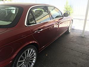 2007 Jaguar XJR-b92af69f-97da-454d-86fd-ea065c6e54db.jpeg