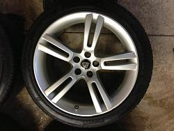 FS: 19" Jupiter wheels off 07 XKR-1101057.jpg