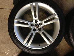FS: 19" Jupiter wheels off 07 XKR-1101056.jpg