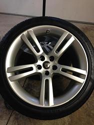 FS: 19" Jupiter wheels off 07 XKR-1101045.jpg