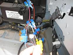 What are all the wire connectors in the boot?-jaguar-cable-3-end.jpg