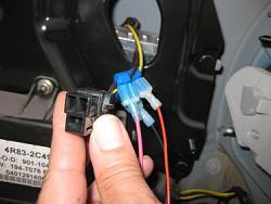 What are all the wire connectors in the boot?-jaguar-factory-connector-1.jpg
