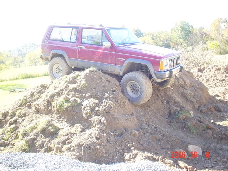Name:  Jeeppics2006010-1.jpg
Views: 187
Size:  118.1 KB