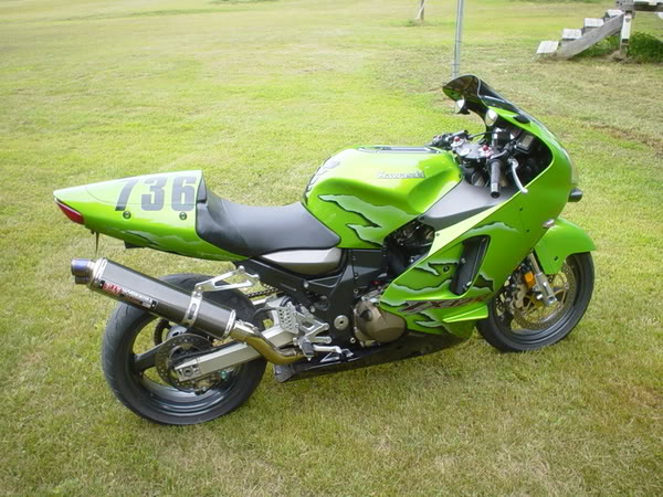Name:  ZX12RpicsAug272005025.jpg
Views: 224
Size:  84.4 KB