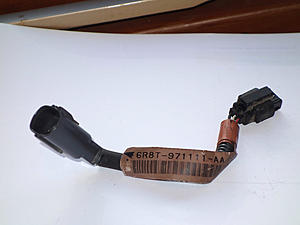 Auxiliary Alarm removal -S Type 2.7 ltr 2007-dsc02125a.jpg
