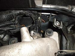 broke nipple off of fuel regulator-dscn0861.jpg