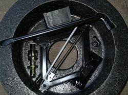 Warning:  Lug Nut Issue with Mini-Spare Tire-tools.jpg