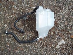 Coolant overflow tank leak, where would you buy a new one?-100_0447-medium-.jpg