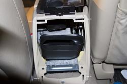 center console removal and trans cable install-snapinlocationbackpiece.jpg