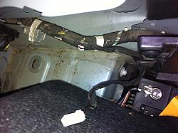 Loose connector in S-Type Trunk ?-e0bk.jpg
