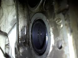Rebuilding my S type R rear Calipers-pressure-seal.jpg