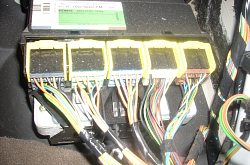 all turn signal and hazard light not working-jaguar-x-type-gem-module.png