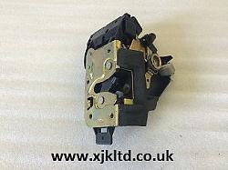 Passenger door won't latch closed in cold weather-latch.jpg