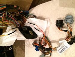 Retrofit OEM Amplifier &amp; Speaker Upgrade FAQ-scrap-loom-showing-cas15-18-showing-proximity-ca230-black-housing.jpg