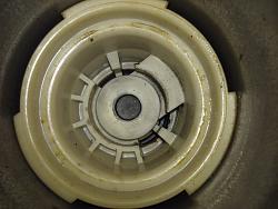 Brake fluid supply tubes from the retaining clip-20160616_162241.jpg