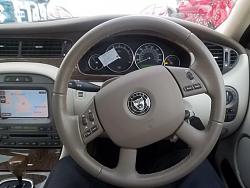is this normal for the steering wheel (pic)-100_1748.jpg