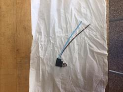 Brighter bulbs for 2004 X-Type D-socket1.jpg