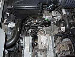 Installation of water pump 02 Jaguar X type-fill-plug.jpg