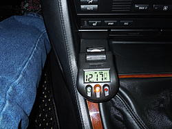 Instrument cluster slow after start up-voltmtr1.jpg