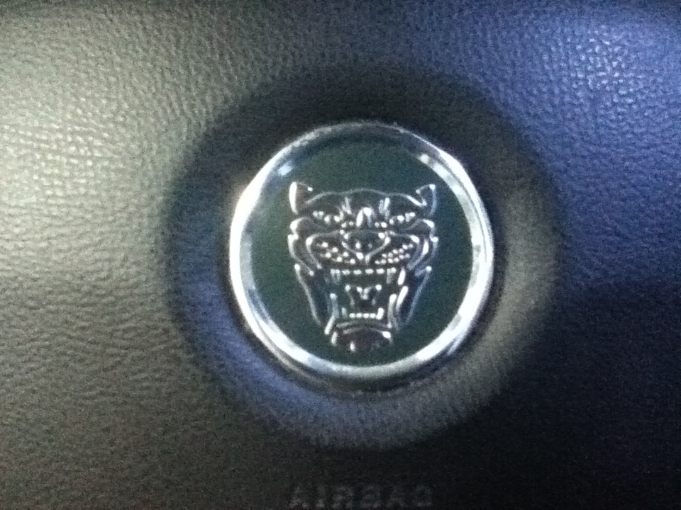 4Pcs Car Steering wheel Sticker Emblem Badge Logo Interior Fits for Jaguar 