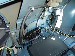 Premium Sound Question-trunk-wiring-3.jpg