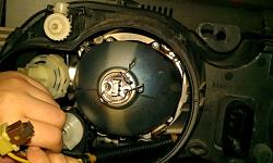 Any step by step for headlight replacement?-el-plug.jpg